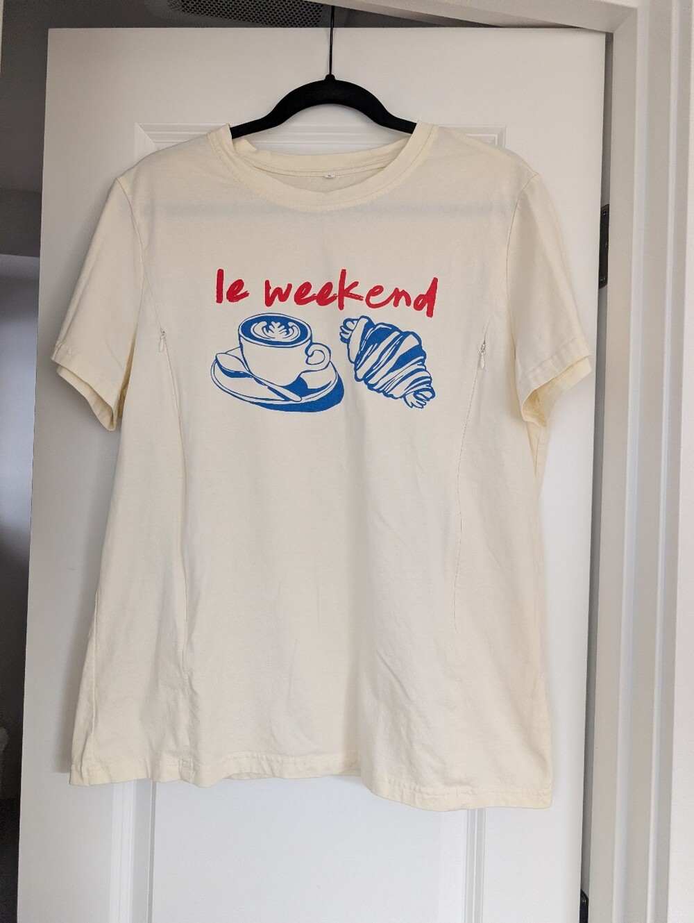 Le Weekend Nursing Tee
